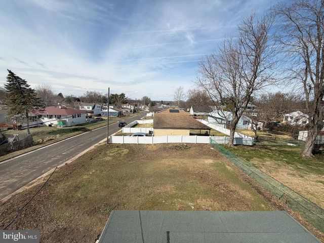 1838 LUKENS AVE, Willow Grove, PA 19090