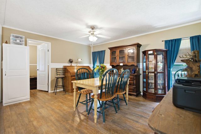 4886 State Road, Ridgeville, SC 29472
