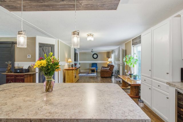 4886 State Road, Ridgeville, SC 29472