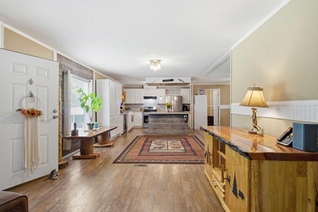 4886 State Road, Ridgeville, SC 29472