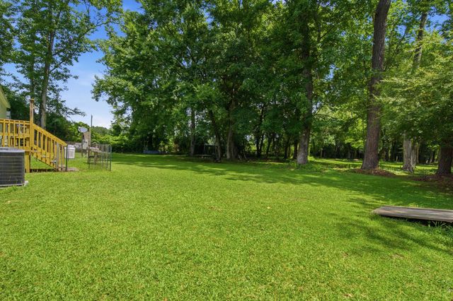 4886 State Road, Ridgeville, SC 29472