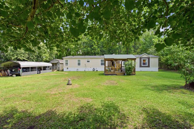 4886 State Road, Ridgeville, SC 29472