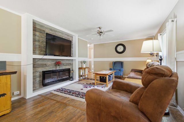 4886 State Road, Ridgeville, SC 29472