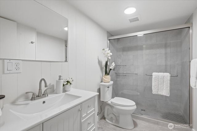 12214 NE 138th Place, Kirkland, WA 98034