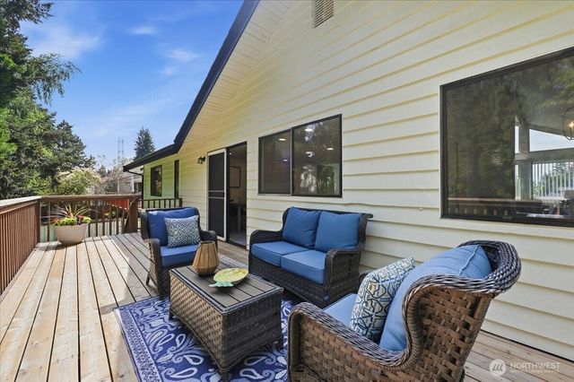12214 NE 138th Place, Kirkland, WA 98034