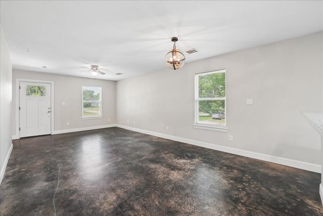 501 E Day Street, Denison, TX 75021