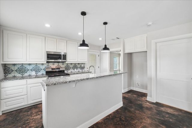 501 E Day Street, Denison, TX 75021
