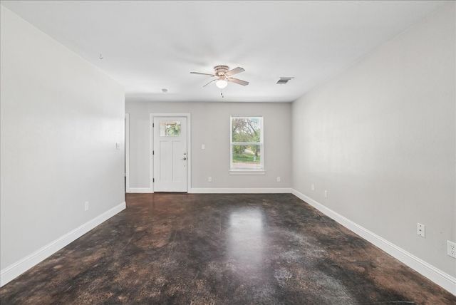 501 E Day Street, Denison, TX 75021