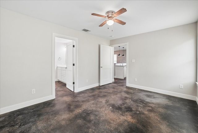 501 E Day Street, Denison, TX 75021