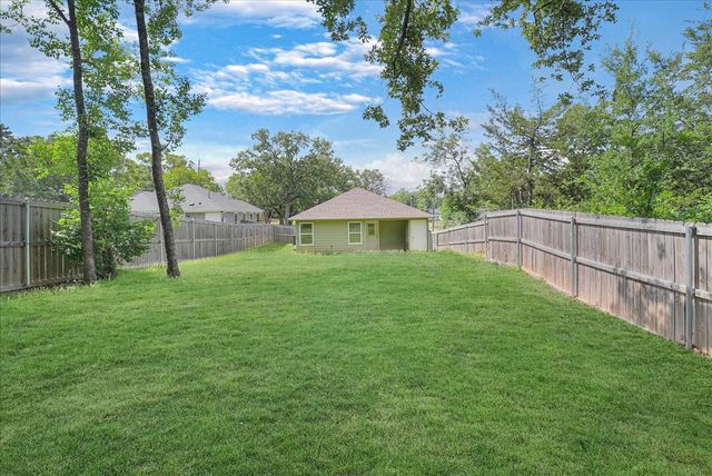 501 E Day Street, Denison, TX 75021