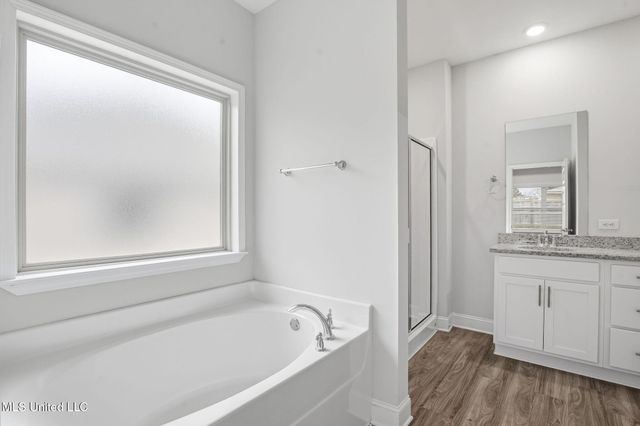 213 Serenity Lake Drive, Pearl, MS 39208