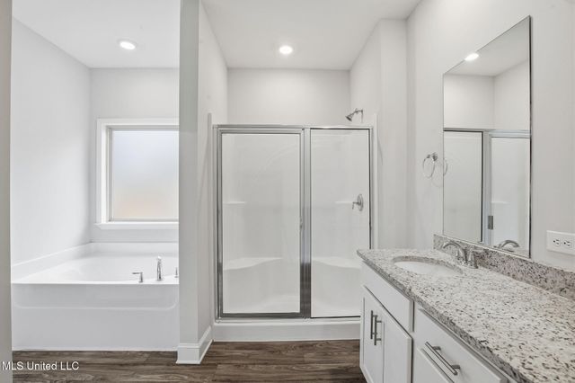 213 Serenity Lake Drive, Pearl, MS 39208