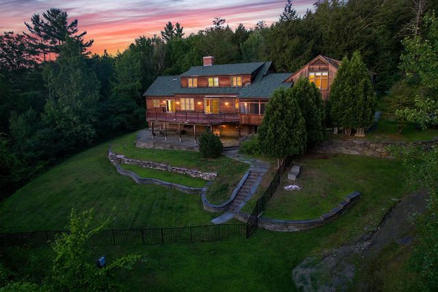 423 Taft Family Road, Hartford, VT 05059