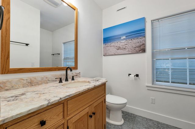 423 Taft Family Road, Hartford, VT 05059