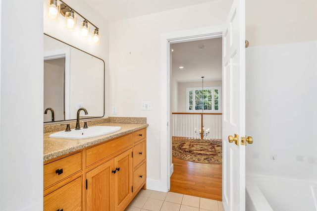 423 Taft Family Road, Hartford, VT 05059