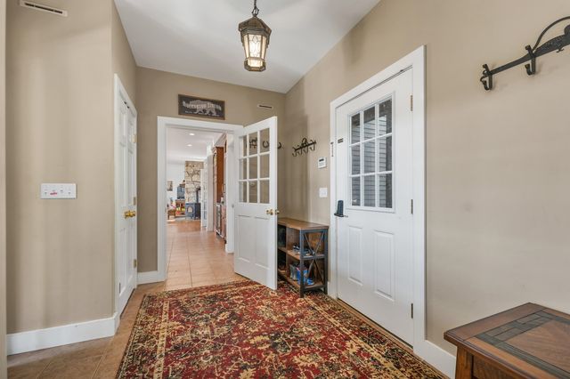 423 Taft Family Road, Hartford, VT 05059