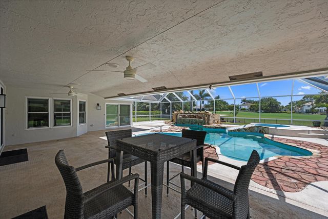 15880 Meadow Wood Drive, Wellington, FL 33414