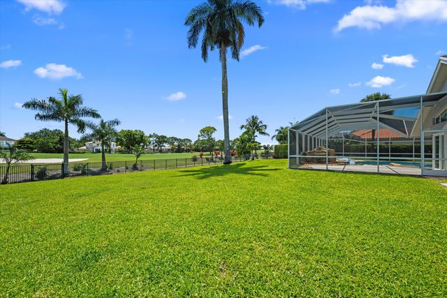 15880 Meadow Wood Drive, Wellington, FL 33414
