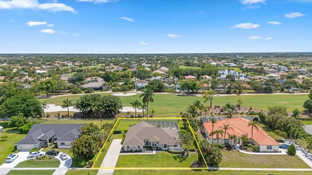 15880 Meadow Wood Drive, Wellington, FL 33414