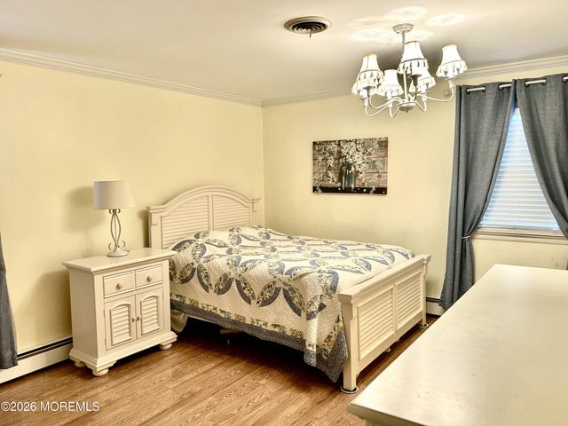 3 Caldwell Drive, Toms River, NJ 08757