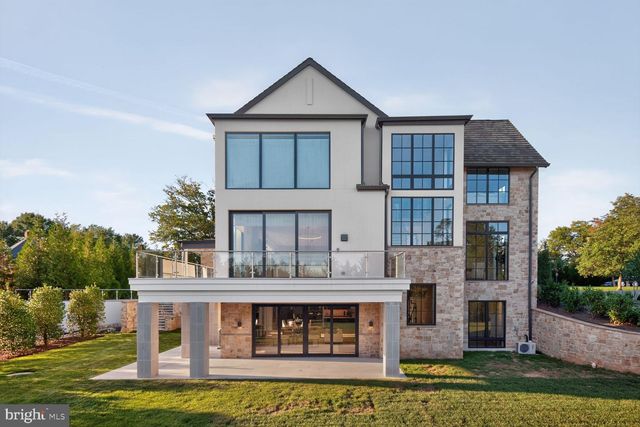 1306 BALLANTRAE CT, Mclean, VA 22101