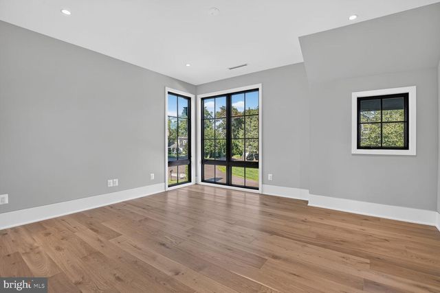 1306 BALLANTRAE CT, Mclean, VA 22101