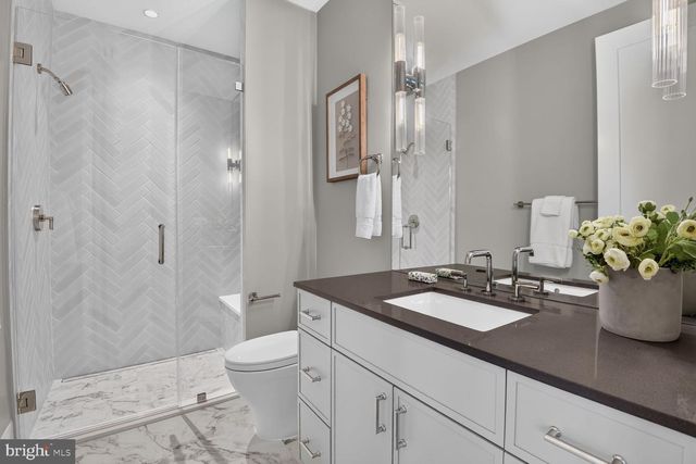 1306 BALLANTRAE CT, Mclean, VA 22101