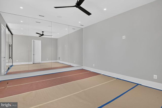 1306 BALLANTRAE CT, Mclean, VA 22101