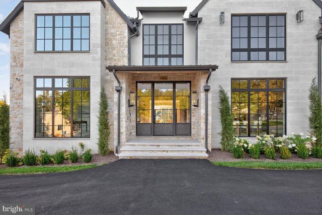 1306 BALLANTRAE CT, Mclean, VA 22101