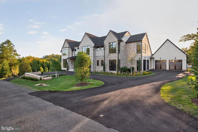 1306 BALLANTRAE CT, Mclean, VA 22101