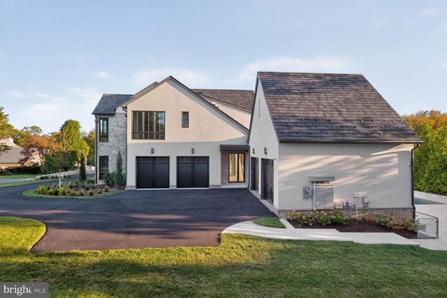 1306 BALLANTRAE CT, Mclean, VA 22101