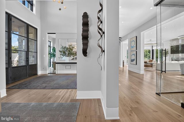 1306 BALLANTRAE CT, Mclean, VA 22101