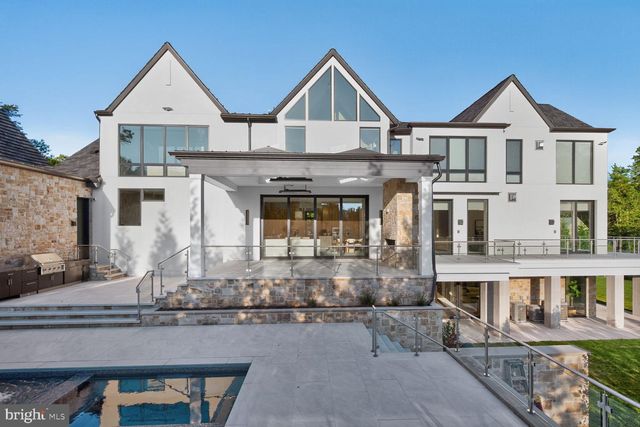 1306 BALLANTRAE CT, Mclean, VA 22101