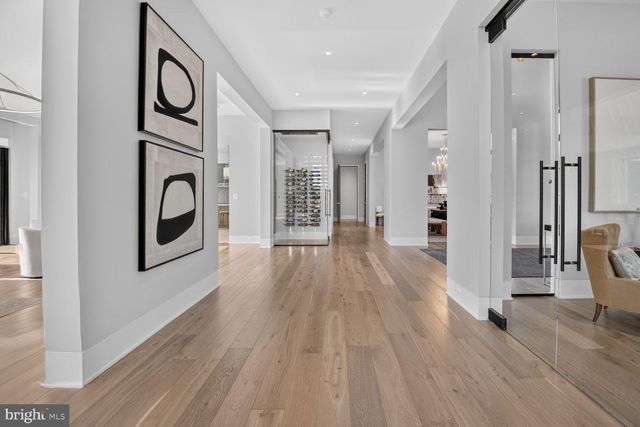 1306 BALLANTRAE CT, Mclean, VA 22101