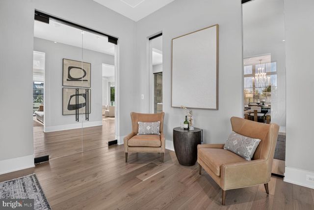 1306 BALLANTRAE CT, Mclean, VA 22101
