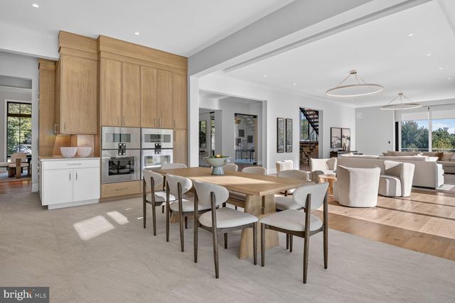 1306 BALLANTRAE CT, Mclean, VA 22101