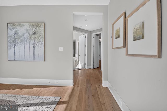 1306 BALLANTRAE CT, Mclean, VA 22101