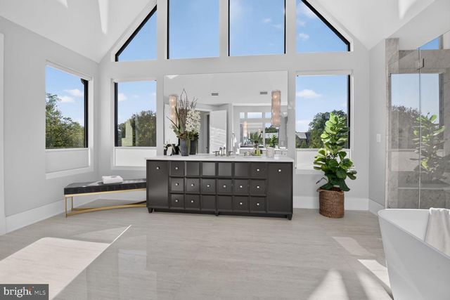 1306 BALLANTRAE CT, Mclean, VA 22101