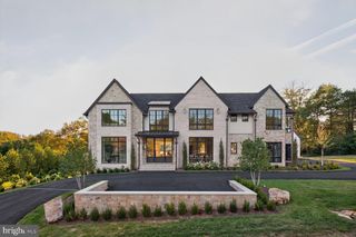 1306 BALLANTRAE CT, Mclean, VA 22101