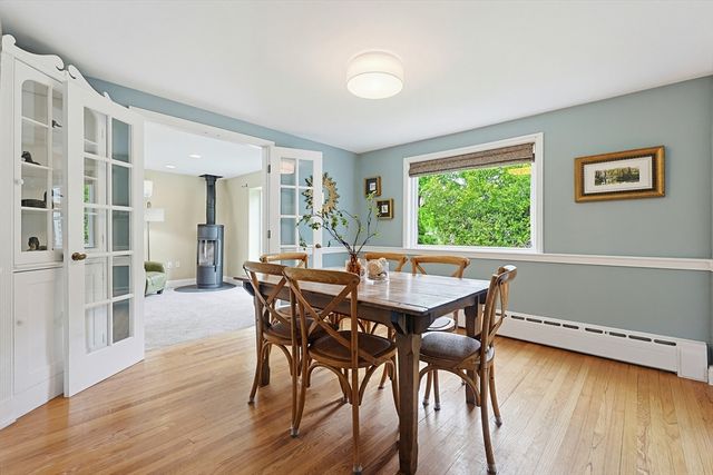 13 Lawrence Circle, Medfield, MA 02052