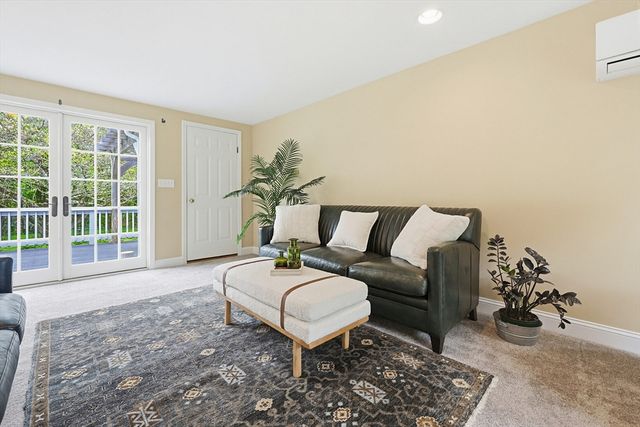 13 Lawrence Circle, Medfield, MA 02052