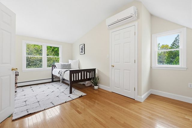 13 Lawrence Circle, Medfield, MA 02052