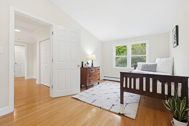 13 Lawrence Circle, Medfield, MA 02052