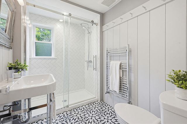 13 Lawrence Circle, Medfield, MA 02052