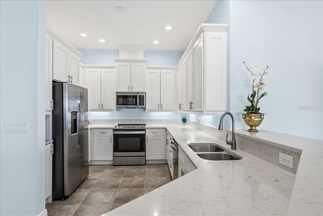 3418 79TH STREET CIRCLE W 303, Bradenton, FL 34209