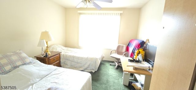 301 Stratford Pl, Bridgewater Twp., NJ 08805