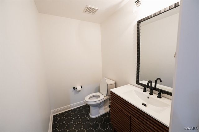 8406 Essex NE, Tuscaloosa, AL 35406