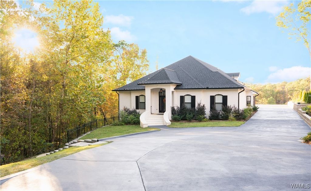 8406 Essex NE, Tuscaloosa, AL 35406