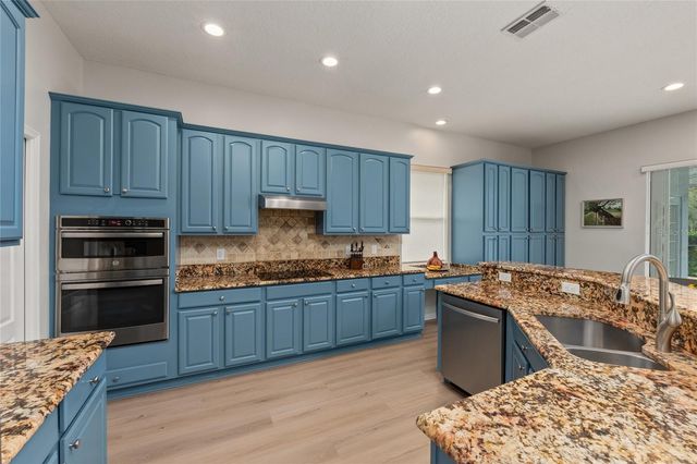 11721 GOTHIC LANE, Tampa, FL 33626