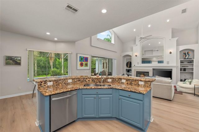 11721 GOTHIC LANE, Tampa, FL 33626